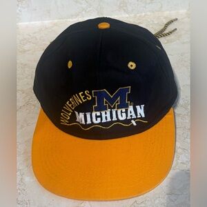 Vintage 90's #1 Apparel University of Michigan Wolverines NCAA Drawstring Hat
